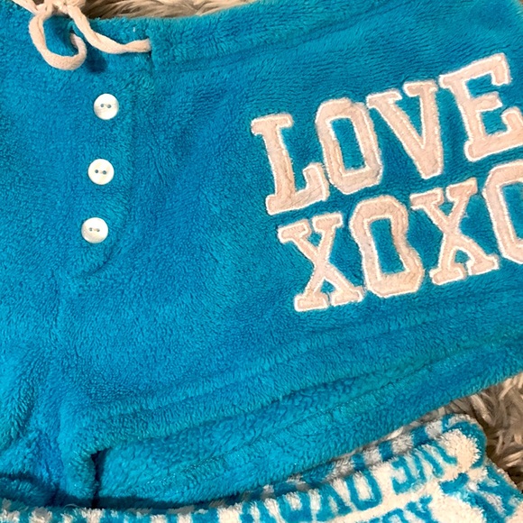 XOXO Fuzzy pj booty shorts( set of two) size medium - Picture 4 of 7